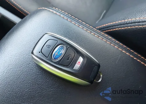 2017 Subaru Crosstrek 2.0I Limited из США, поврежденный, VIN JF2GPANC0H8213371